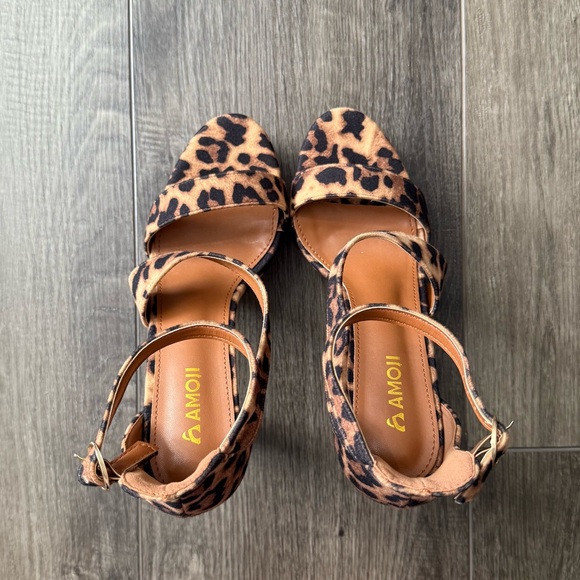 Women's Block Heels 4 Inch Platform Heels NIB - Picture 3 of 10